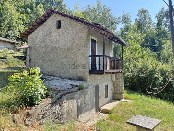 casale in vendita a Roccabruna in zona Balanzone