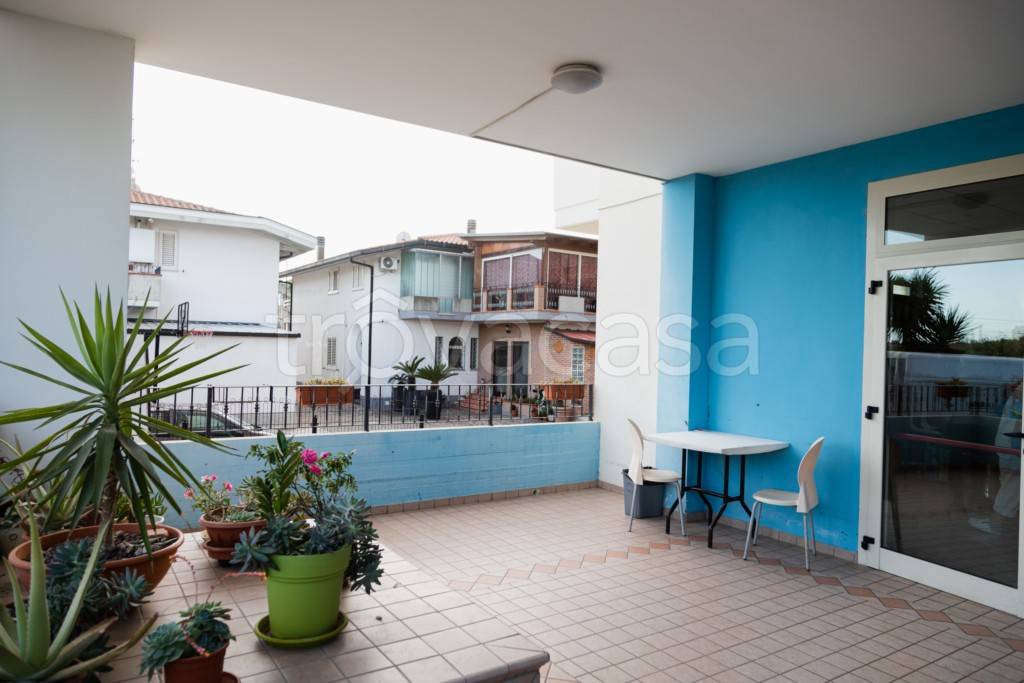casa indipendente in vendita ad Alba Adriatica