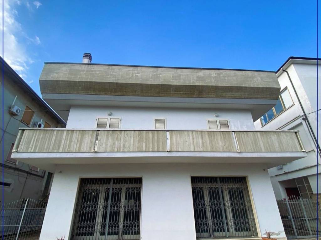 appartamento in vendita ad Alba Adriatica