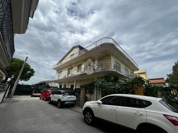 casa indipendente in vendita ad Alba Adriatica