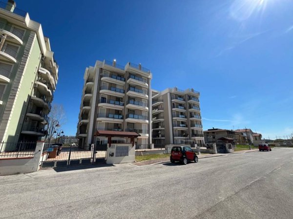 appartamento in vendita ad Alba Adriatica