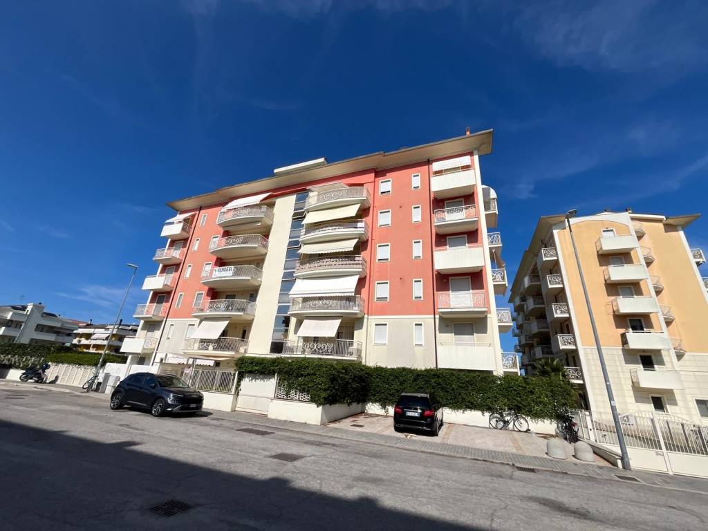 appartamento in vendita ad Alba Adriatica