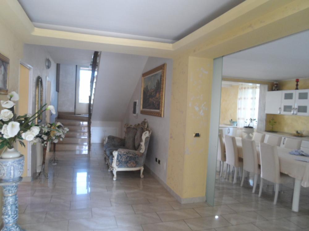 casa indipendente in vendita ad Alba Adriatica