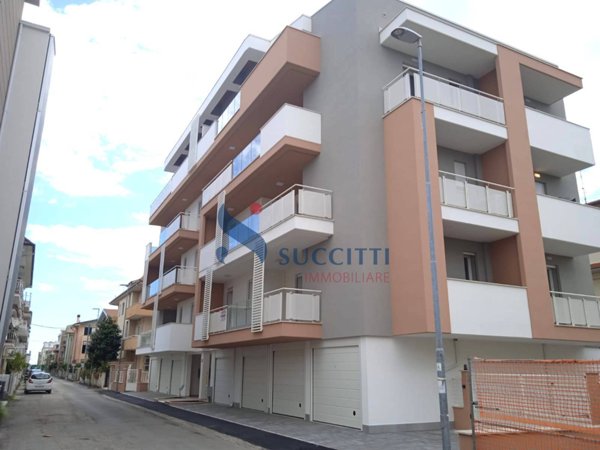 appartamento in vendita ad Alba Adriatica