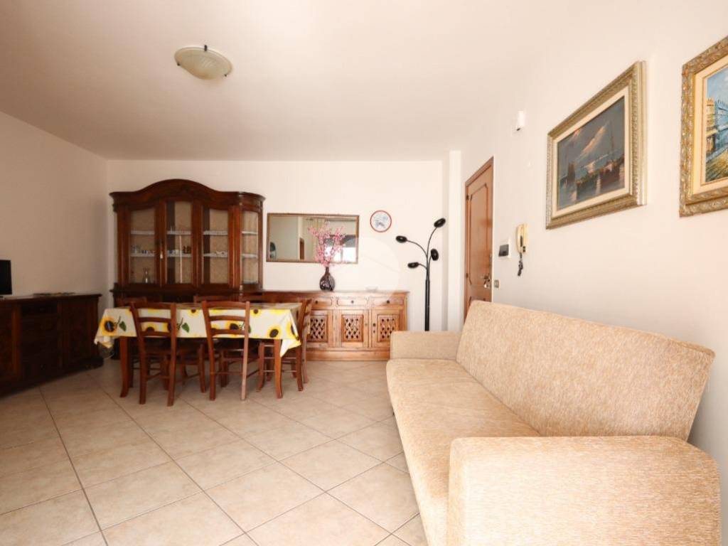 appartamento in vendita ad Alba Adriatica