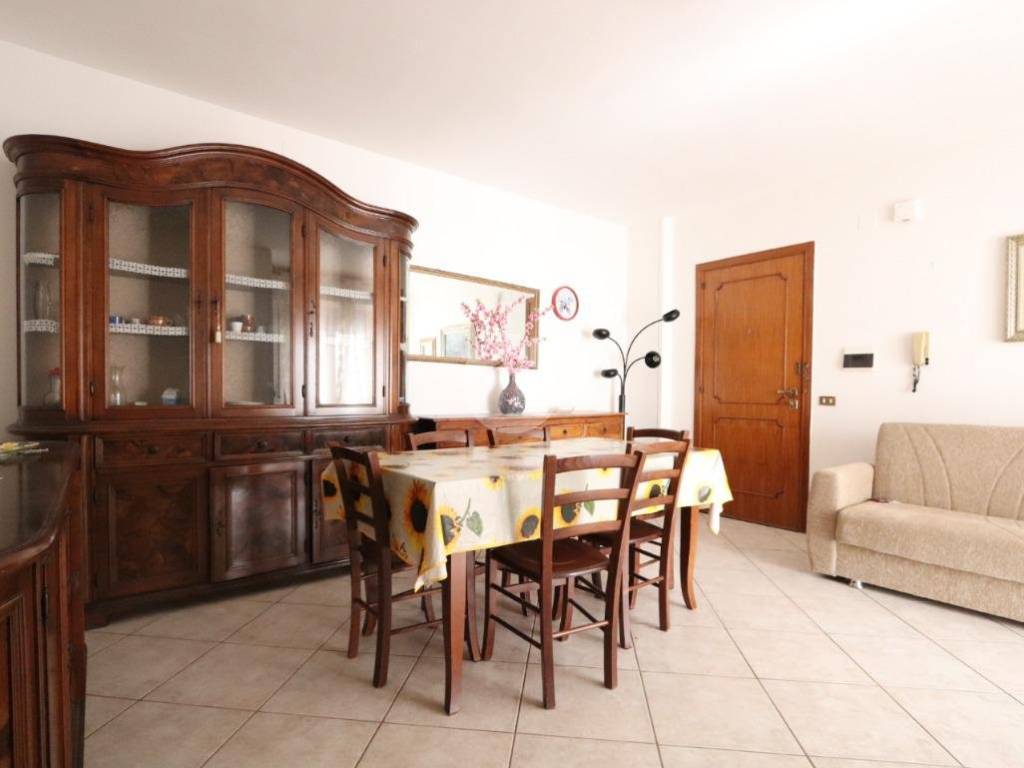 appartamento in vendita ad Alba Adriatica