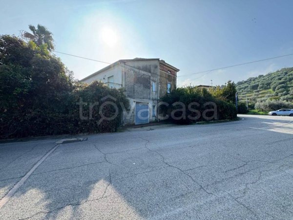 villa in vendita ad Alba Adriatica
