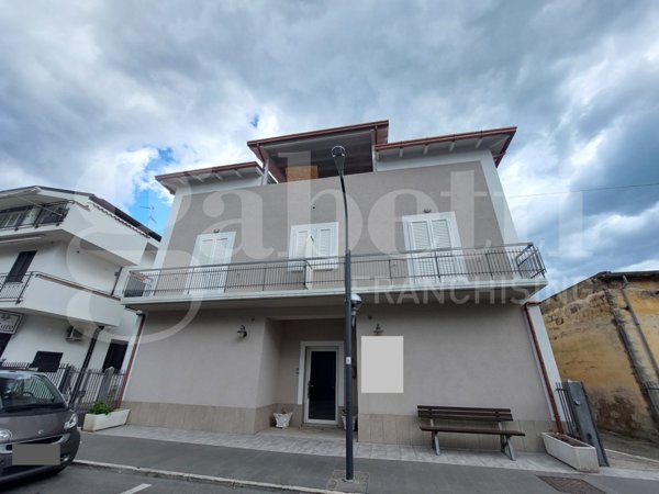 casa indipendente in vendita ad Alba Adriatica
