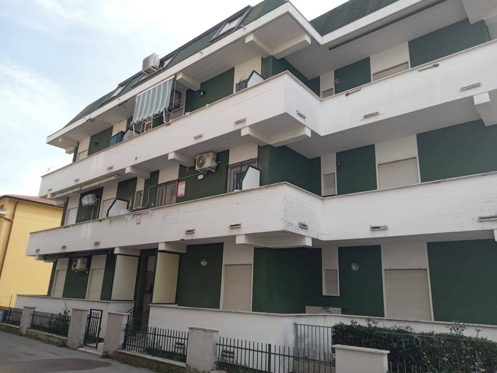 casa indipendente in vendita ad Alba Adriatica