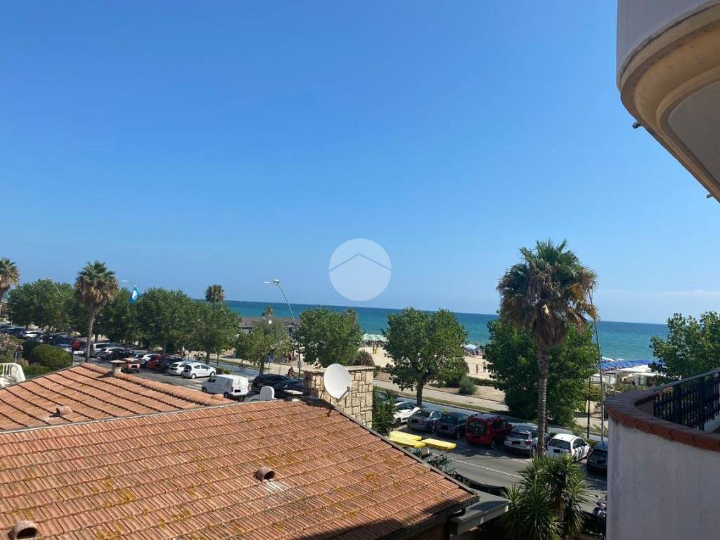 appartamento in vendita ad Alba Adriatica