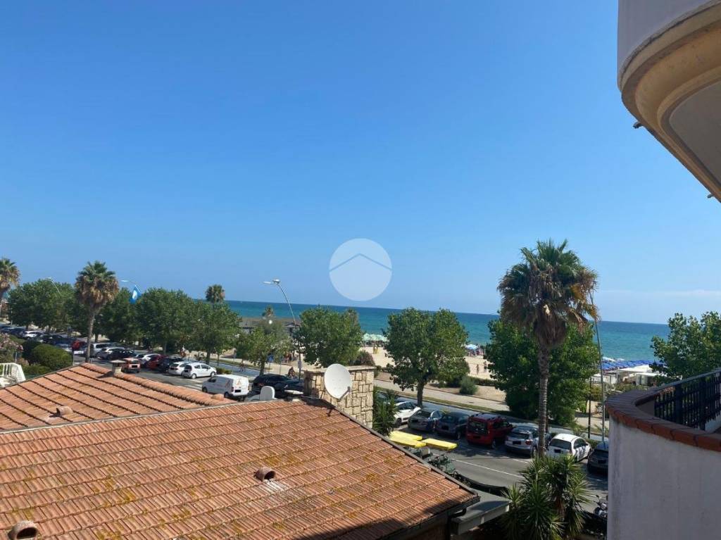 appartamento in vendita ad Alba Adriatica