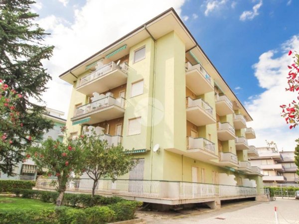 appartamento in vendita ad Alba Adriatica