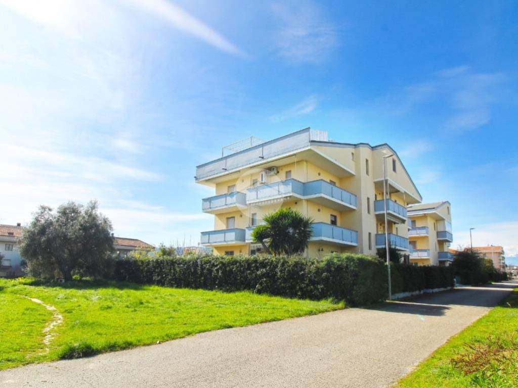 appartamento in vendita ad Alba Adriatica