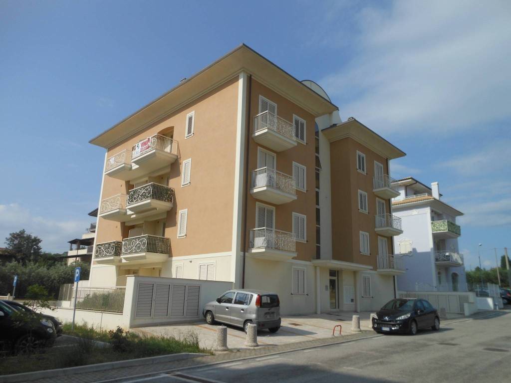 appartamento in vendita ad Alba Adriatica