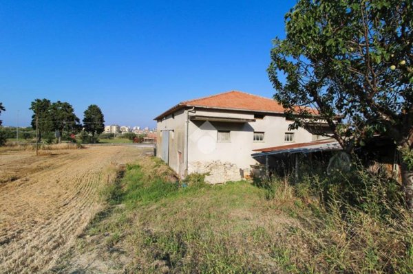 casa indipendente in vendita ad Alba Adriatica