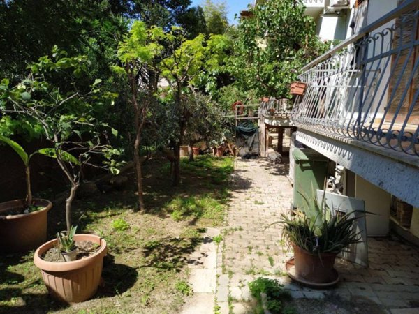 intera palazzina in vendita ad Alba Adriatica