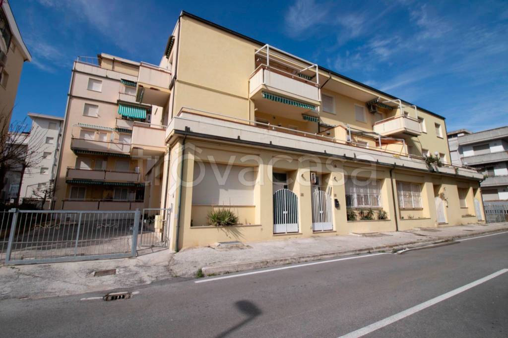 appartamento in vendita ad Alba Adriatica