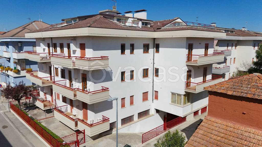 villa in vendita ad Alba Adriatica