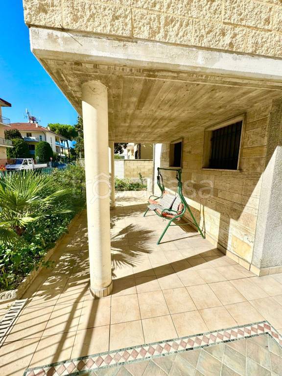 appartamento in vendita ad Alba Adriatica