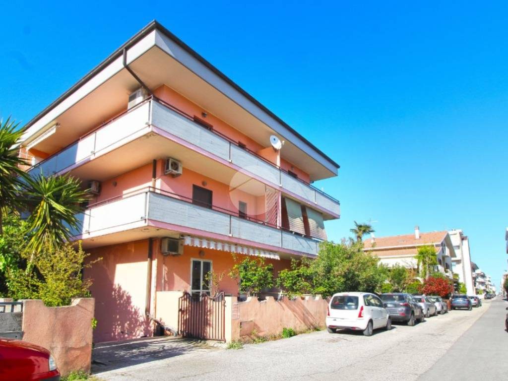 appartamento in vendita ad Alba Adriatica