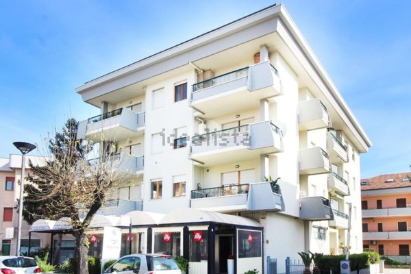 appartamento in vendita ad Alba Adriatica