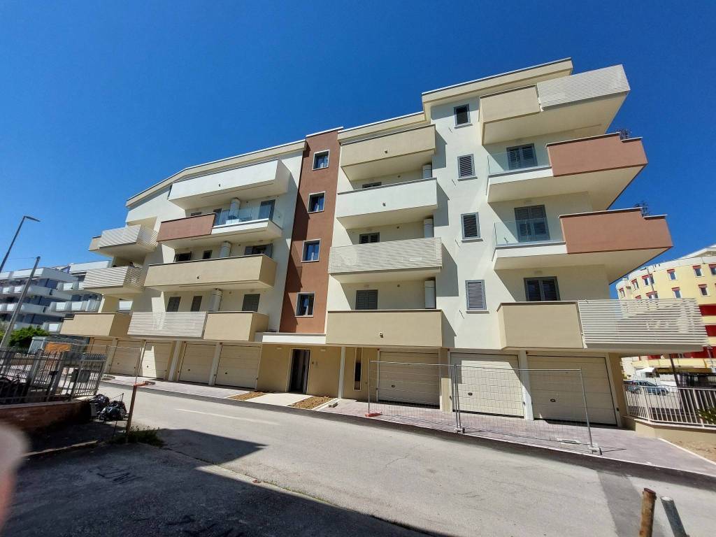 appartamento in vendita ad Alba Adriatica