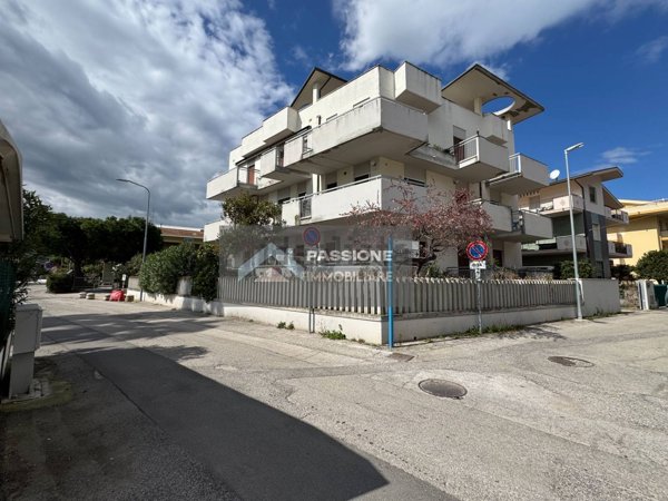 appartamento in vendita ad Alba Adriatica