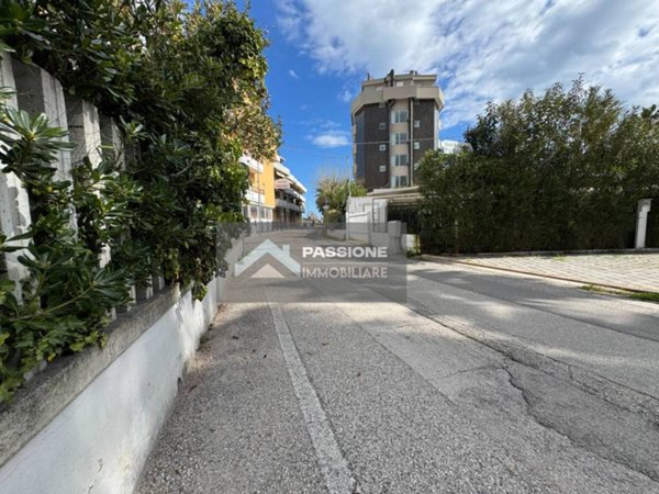 appartamento in vendita ad Alba Adriatica