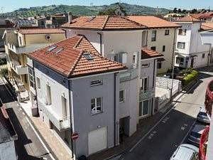 casa indipendente in vendita ad Alba Adriatica