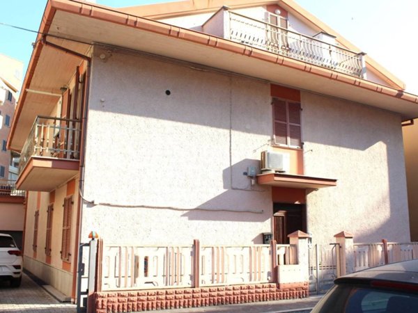 casa indipendente in vendita ad Alba Adriatica