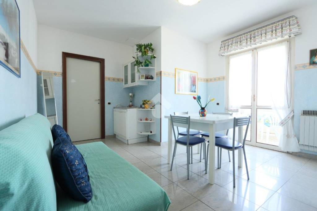 appartamento in vendita ad Alba Adriatica