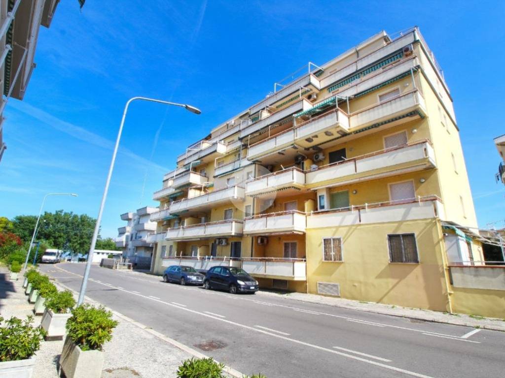 appartamento in vendita ad Alba Adriatica