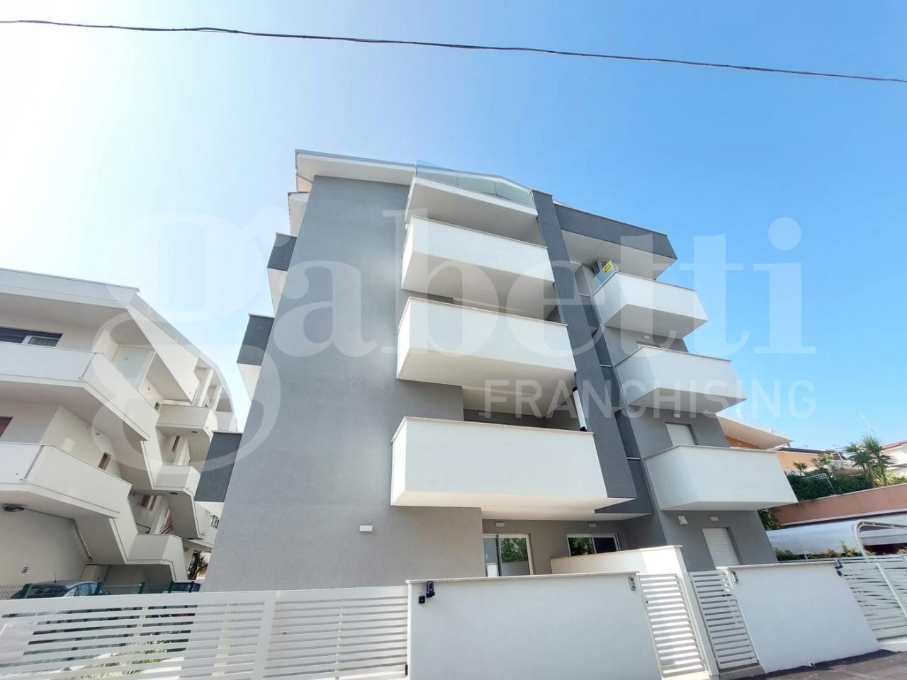 appartamento in vendita ad Alba Adriatica