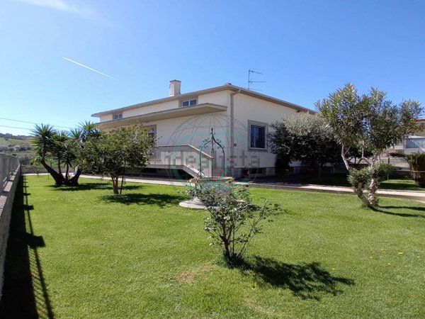 casa indipendente in vendita ad Alba Adriatica