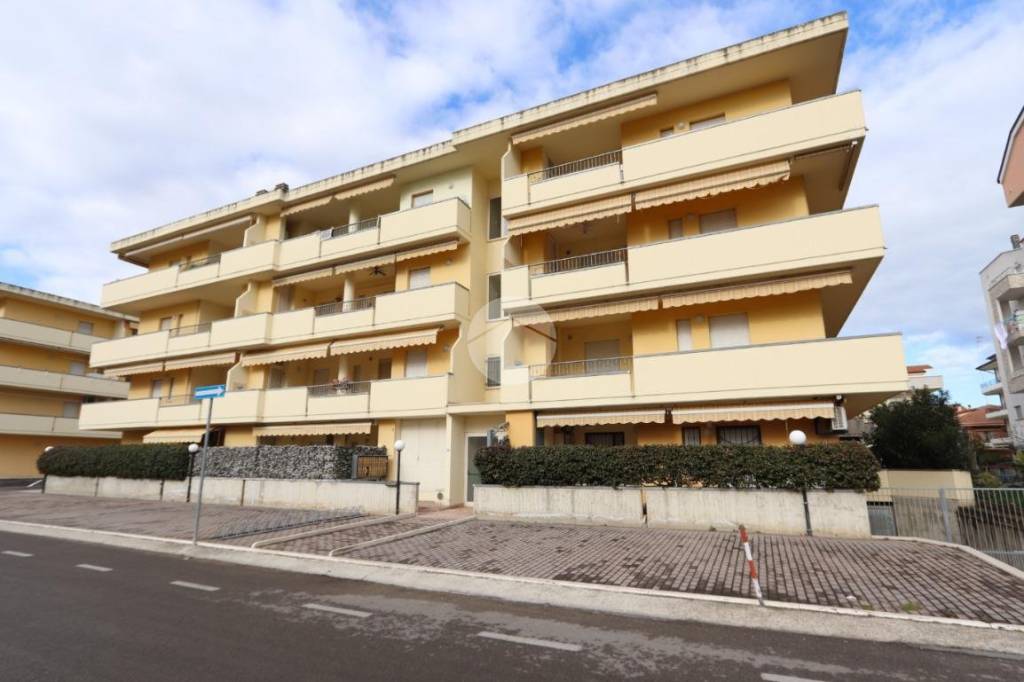 appartamento in vendita ad Alba Adriatica
