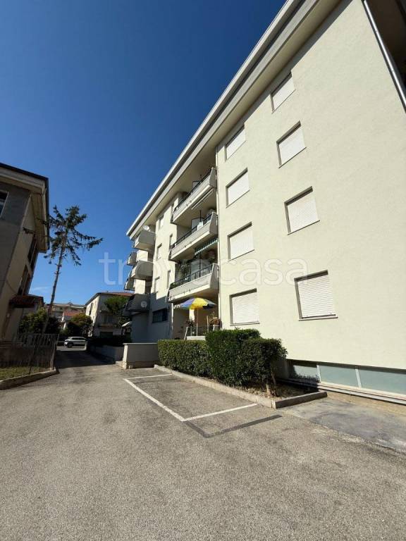 appartamento in vendita ad Alba Adriatica