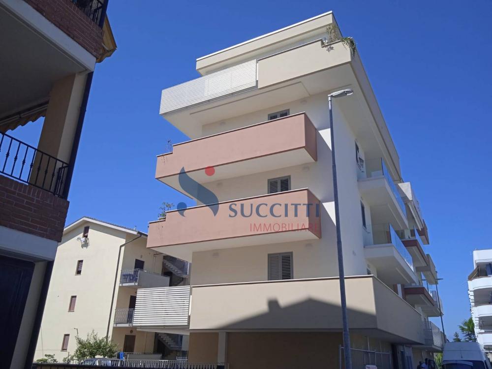appartamento in vendita ad Alba Adriatica