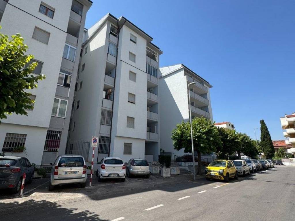 appartamento in vendita ad Alba Adriatica