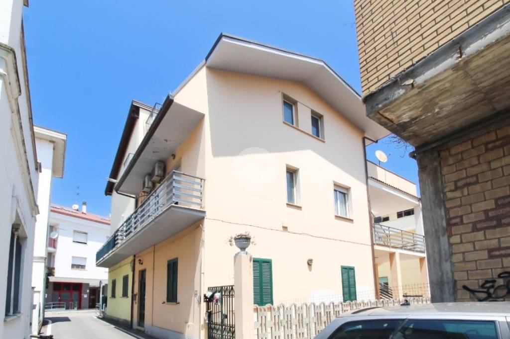 appartamento in vendita ad Alba Adriatica