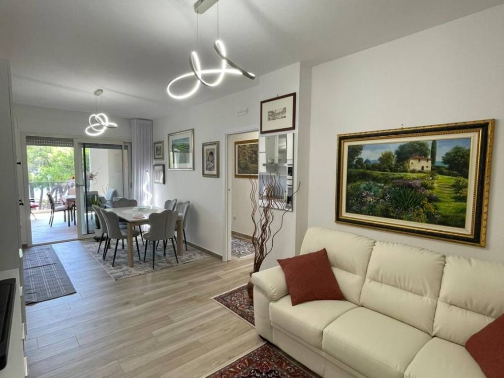 appartamento in vendita ad Alba Adriatica