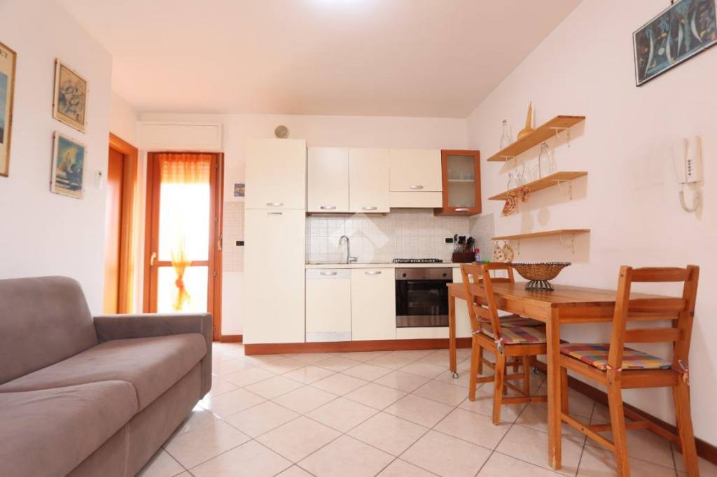 appartamento in vendita ad Alba Adriatica