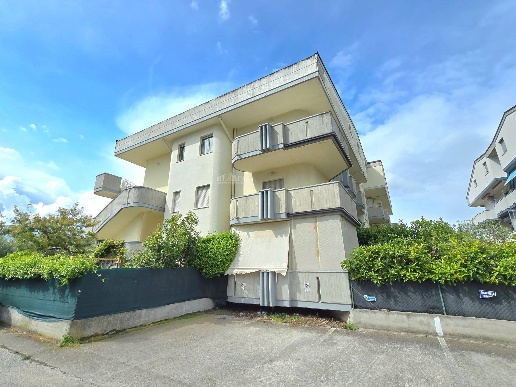 appartamento in vendita ad Alba Adriatica