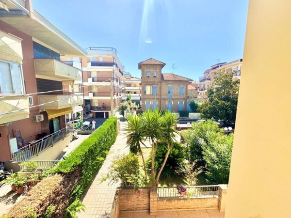 appartamento in vendita ad Alba Adriatica