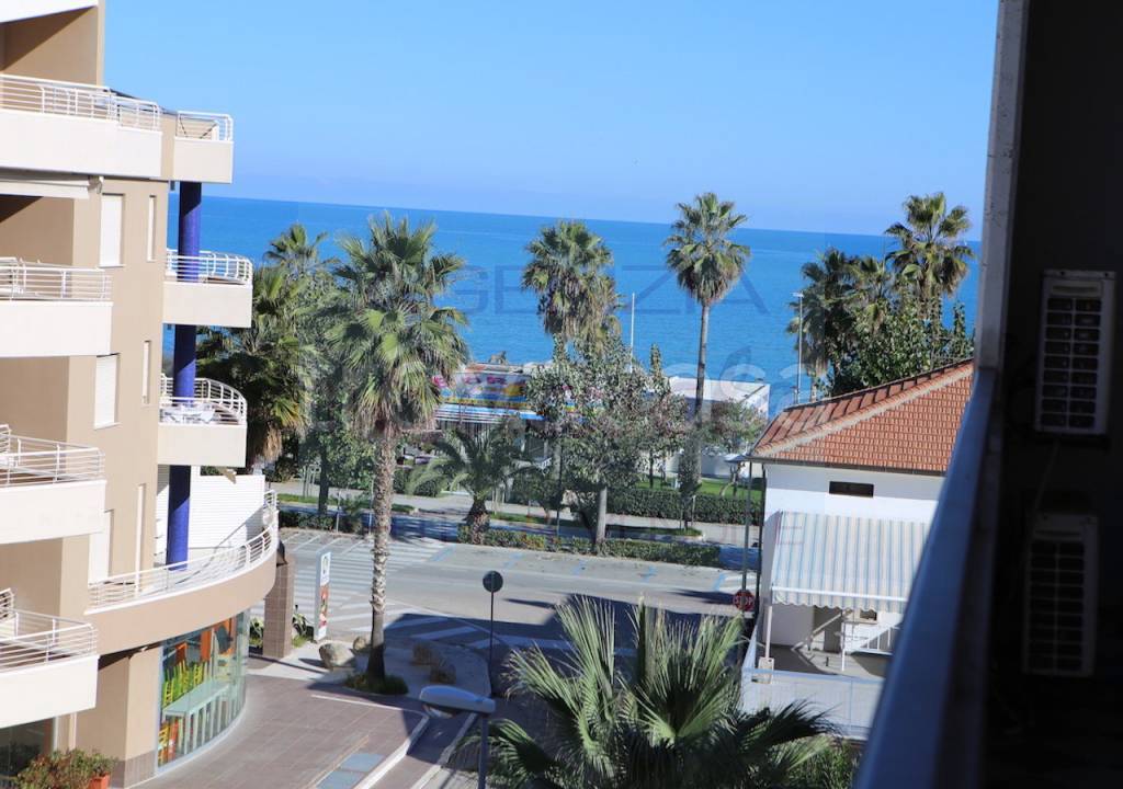 appartamento in vendita ad Alba Adriatica
