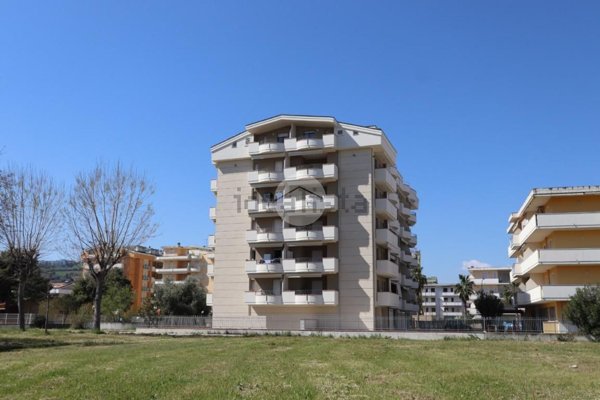 appartamento in vendita ad Alba Adriatica