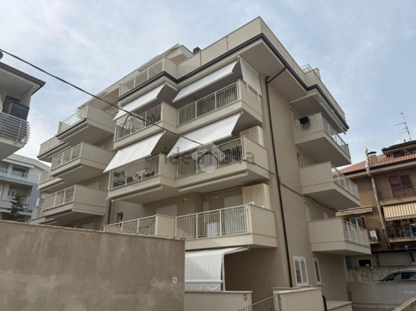 appartamento in vendita ad Alba Adriatica