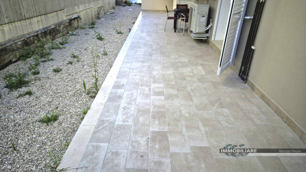appartamento in vendita ad Alba Adriatica