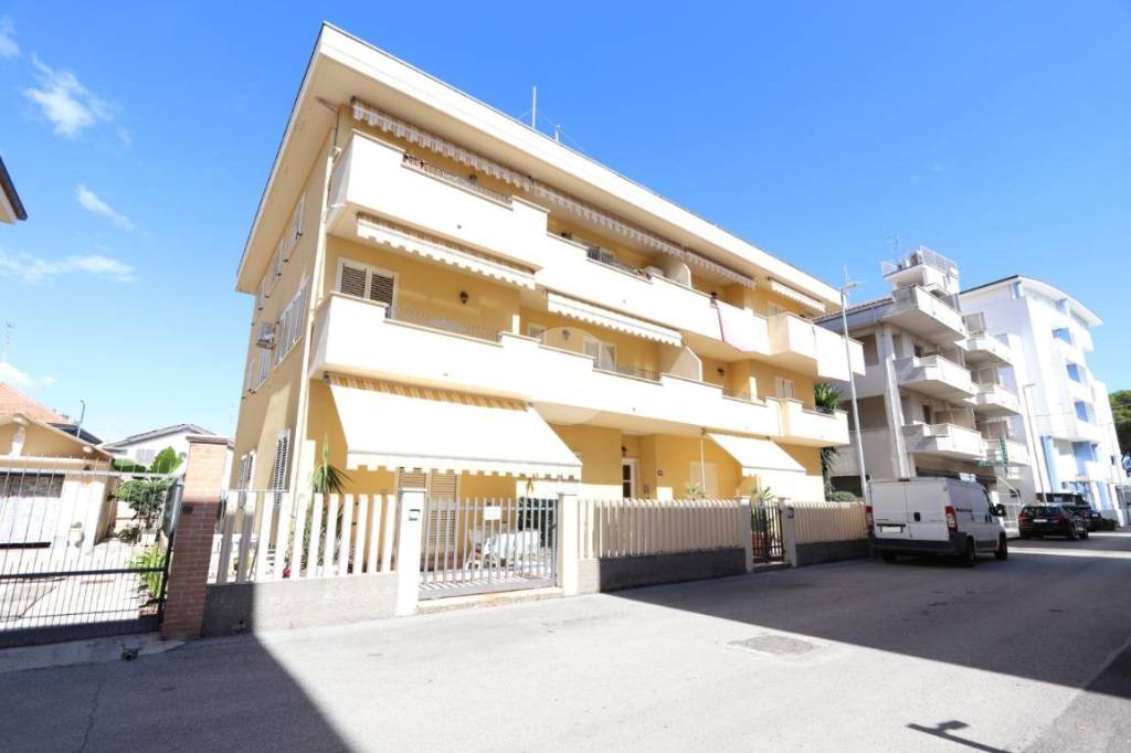 appartamento in vendita ad Alba Adriatica
