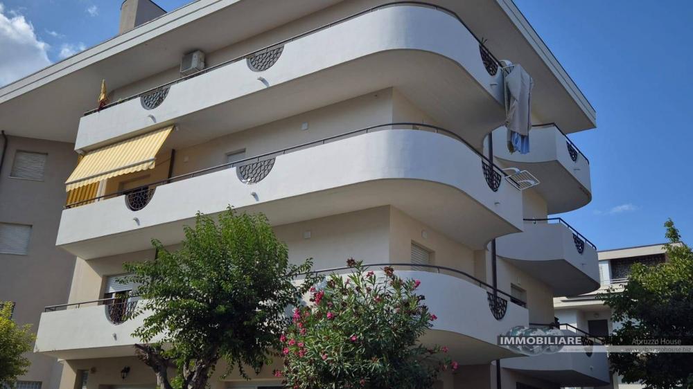 appartamento in vendita ad Alba Adriatica