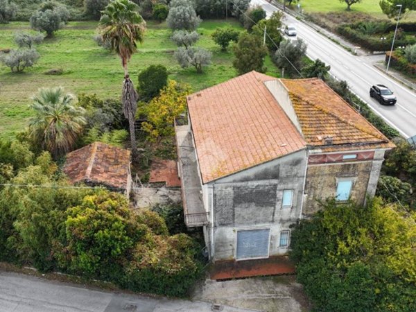 villa in vendita ad Alba Adriatica